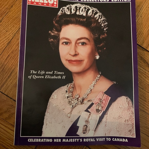 Hello Canada Magazine Queen Elizabeth II collectors issue - Picture 1 of 4